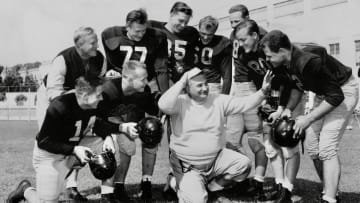 Cal coach Pappy Waldorf and players
