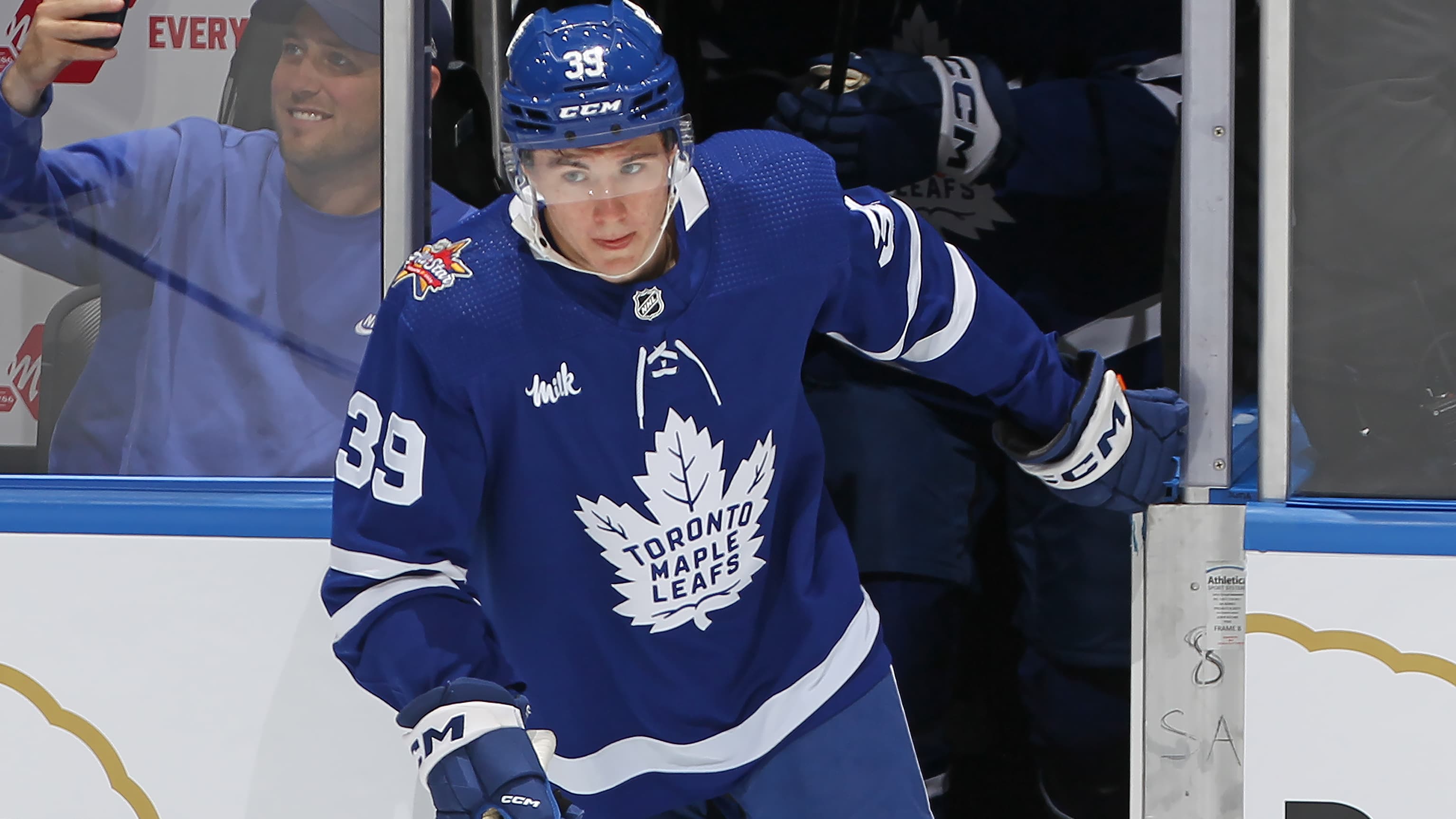 Toronto Maple Leafs Prospect Fraser Minten Returns to Ice, What's Next