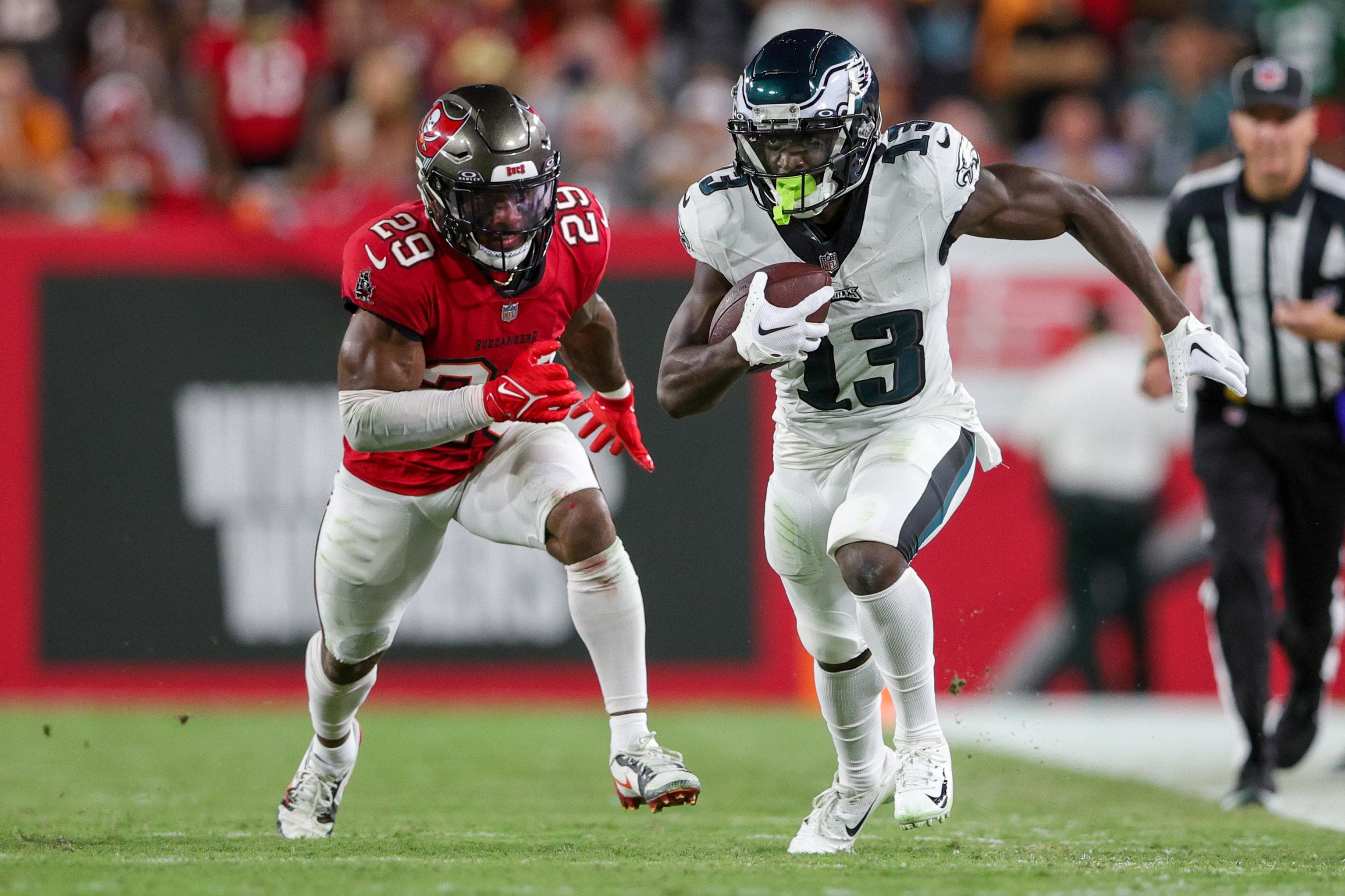 Washington Commanders Sign Philadelphia Eagles WR Olamide Zaccheaus