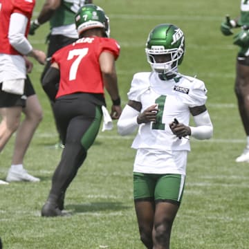Jun 11, 2025; Florham Park, NY, USA; New York Jets cornerback Sauce Gardner (1) warms up during minicamp at Atlantic Health Jets Training Center. Mandatory Credit: John Jones-Imagn Images