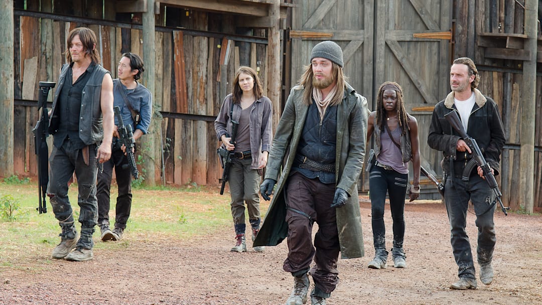 Steven Yeun as Glenn Rhee, Danai Gurira as Michonne, Michael Cudlitz as Abraham, Andrew Lincoln as Rick Grimes, Lauren Cohan as Maggie Greene, Norman Reedus as Daryl Dixon, and Tom Payne as Jesus - The Walking Dead _ Season 6, Episode 11 Steven Yeun as Glenn Rhee, Danai Gurira as Michonne, Michael Cudlitz as Abraham, Andrew Lincoln as Rick Grimes, Lauren Cohan as Maggie Greene, Norman Reedus as Daryl Dixon, and Tom Payne as Jesus - The Walking Dead _ Season 6, Episode 11