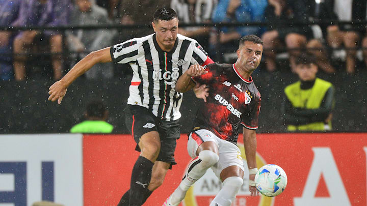 Duelo é válido pela quinta rodada da fase de grupos Duelo é válido pela quinta rodada da fase de grupos
