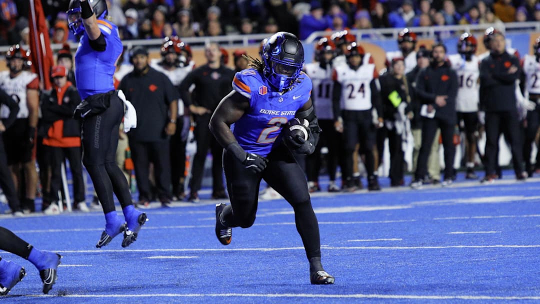 Nov 1, 2024; Boise, Idaho, USA; Boise State Broncos running back Ashton Jeanty (2) runs for a score during the second half against the San Diego State Aztecs at Albertsons Stadium. Boise State defeats San Diego State 56-24. Mandatory Credit: Brian Losness-Imagn Images
Nov 1, 2024; Boise, Idaho, USA; Boise State Broncos running back Ashton Jeanty (2) runs for a score during the second half against the San Diego State Aztecs at Albertsons Stadium. Boise State defeats San Diego State 56-24. Mandatory Credit: Brian Losness-Imagn Images
