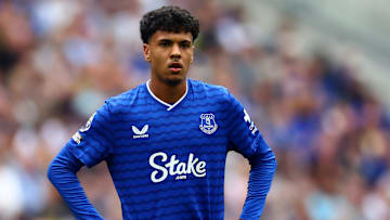 Adam Aznou könnte Everton schon wieder verlassen Adam Aznou könnte Everton schon wieder verlassen