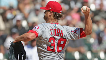 Los Angeles Angels v Chicago White Sox