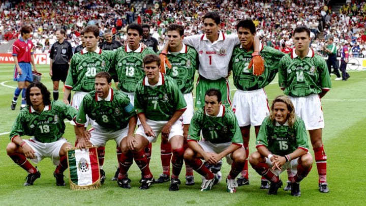 México previo a un partido ante Corea en el Mundial de Francia 98.