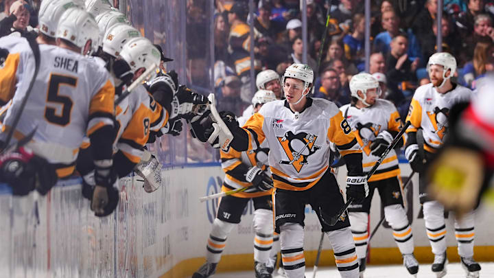 Pittsburgh Penguins v Buffalo Sabres