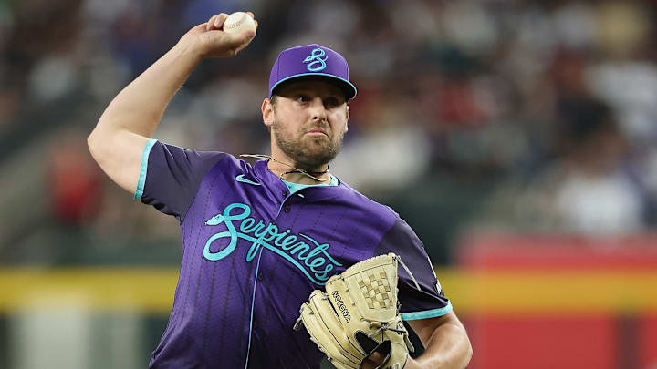 Los Angeles Dodgers v Arizona Diamondbacks