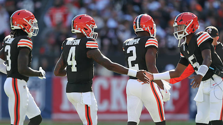 Cleveland Browns backup quarterback Jameis Winston, right, welcomes quarterback Deshaun Watson (4), wide receiver Jerry Jeudy (3) and wide receiver Amari Cooper (2) off the field during the first half of an NFL football game at Huntington Bank Field, Sunday, Sept. 8, 2024, in Cleveland, Ohio.