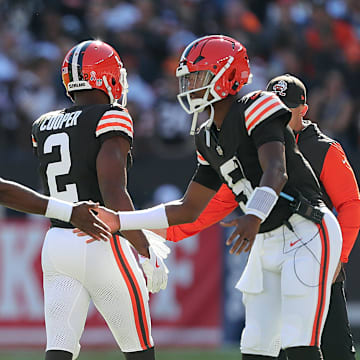 Cleveland Browns backup quarterback Jameis Winston, right, welcomes quarterback Deshaun Watson (4), wide receiver Jerry Jeudy (3) and wide receiver Amari Cooper (2) off the field during the first half of an NFL football game at Huntington Bank Field, Sunday, Sept. 8, 2024, in Cleveland, Ohio.