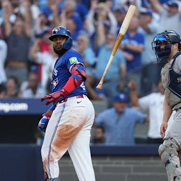 Vladimir Guerrero Jr. and the Toronto Blue Jays look to eliminate the New York Yankees in Game 3.