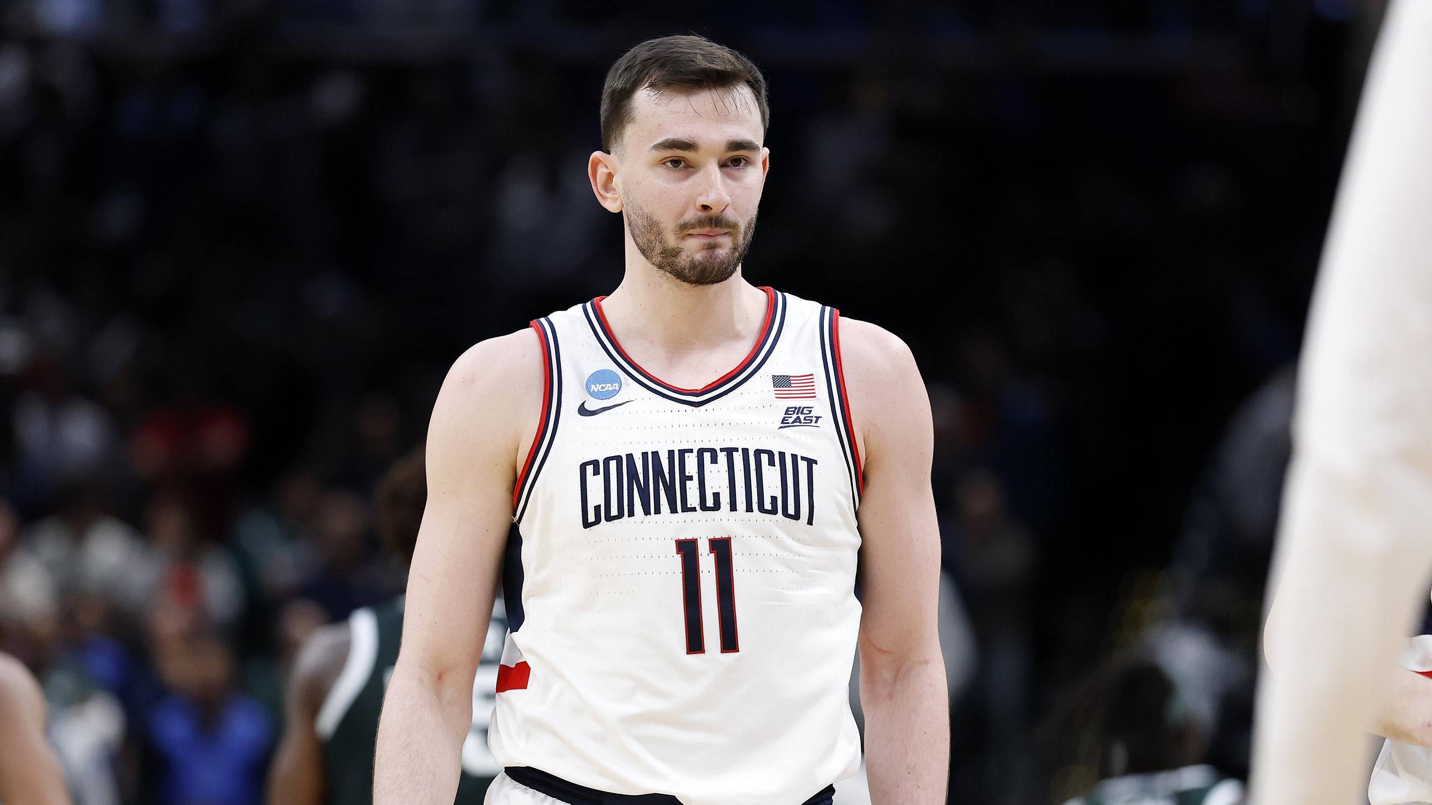 Instant Grade: Kings Trade for Cavaliers' No. 29 Pick, Draft Alex Karaban