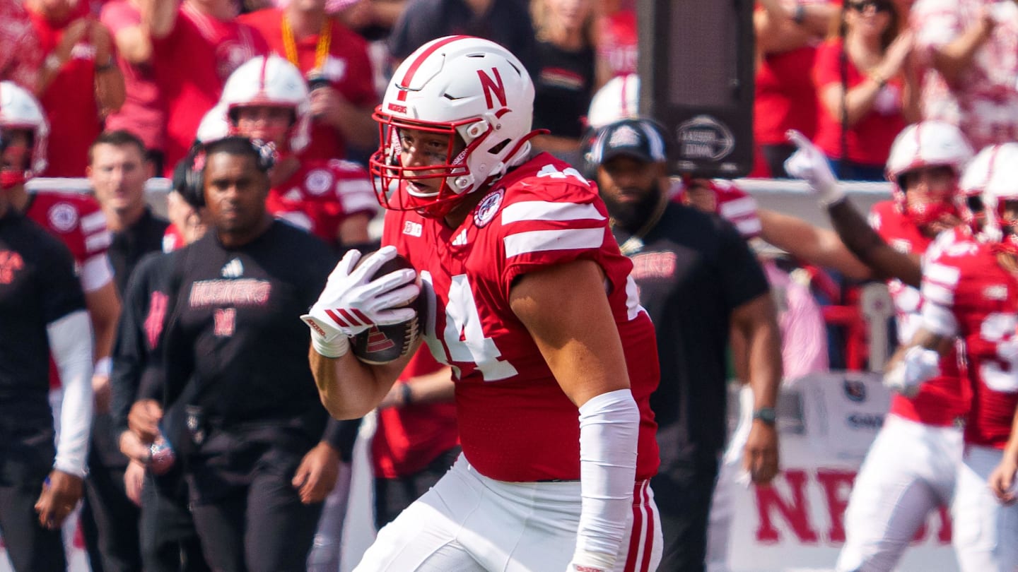 Luke Lindenmeyer Discusses Nebraska’s Bounce-Back Mentality Ahead of Michigan State