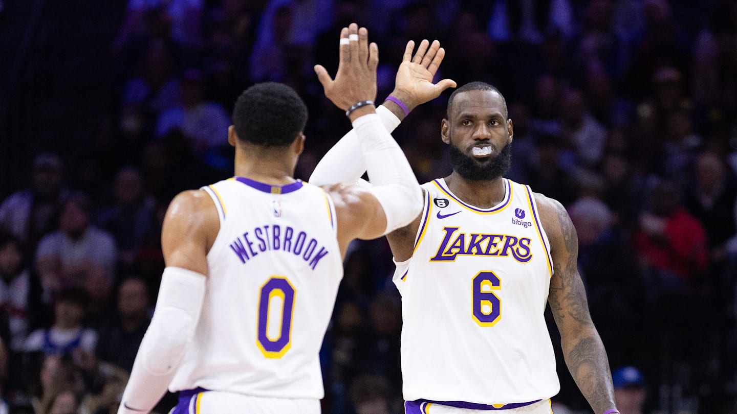 Russell westbrook lebron james online