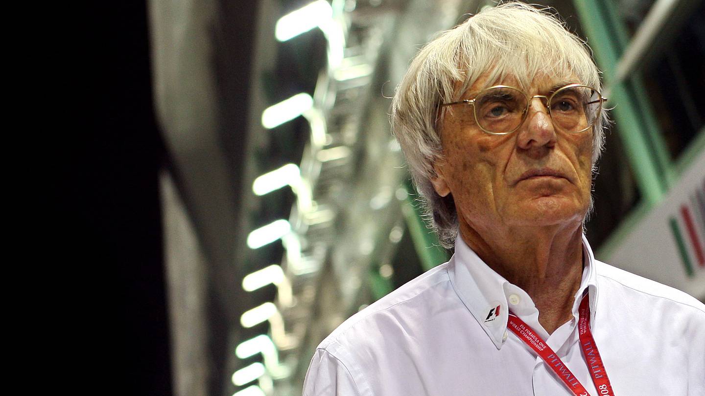 Bernie Ecclestoneは、大規模なF1カーコレクションの販売のための感情的な動機を与えます