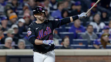 Championship Series - Los Angeles Dodgers v New York Mets - Game 3