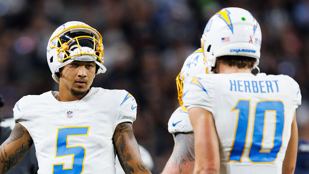 Los Angeles Chargers quarterbacks Trey Lance (L) and Justin Herbert (R)