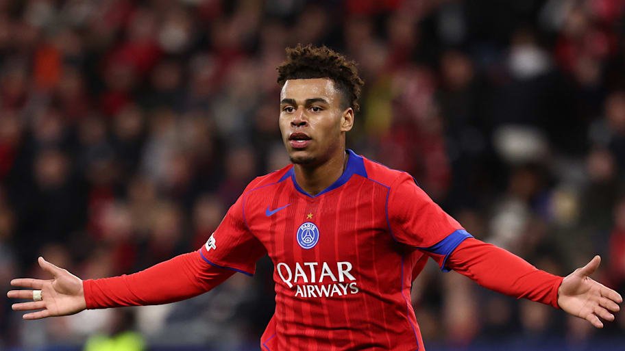 Désiré Doué celebrating.