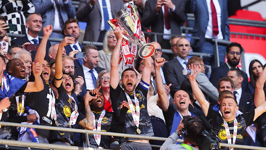 Four teams qualify for the Championship playoffs.