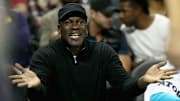 Jordan es propietario de los Charlotte Hornets 