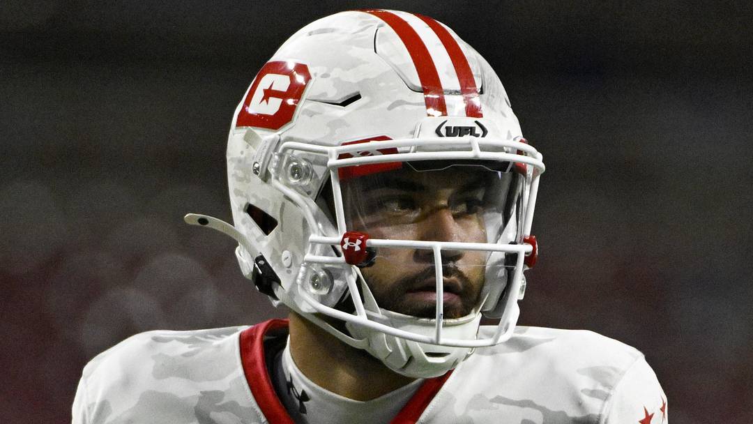 DC Defenders QB Jordan Ta'amu DC Defenders QB Jordan Ta'amu