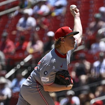 Jun 22, 2025; St. Louis, Missouri, USA; Cincinnati Reds starting pitcher Andrew Abbott (41) delivers a pitch against the St. Louis Cardinals in the first inning at Busch Stadium. Mandatory Credit: Joe Puetz-Imagn Images