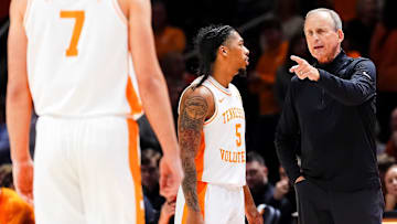 Tennessee head coach Rick Barnes talks to Tennessee guard Zakai Zeigler (5) during a college basketball game between Tennessee and Norfolk State held at Thompson-Boling Arena at Food City Center in Knoxville, Tenn., on Tuesday, Dec. 31, 2024.