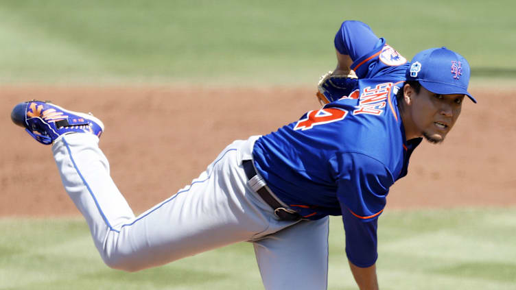 Mar 5, 2023; Jupiter, Florida, USA; New York Mets starting pitcher Kodai Senga (34) pitches against