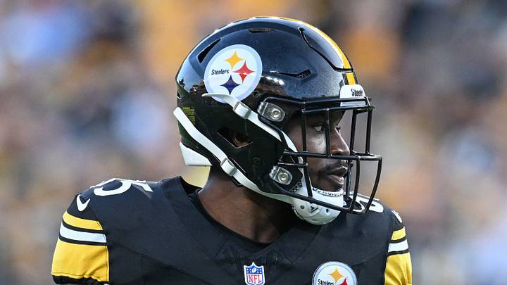 Pittsburgh Steelers cornerback Jamel Dean
