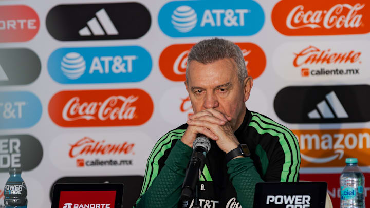 Javier Aguirre ya trabaja con elementos de la liga Mx, se incorporaran jugadores que compiten en Europa. El Vasco da a conocer la prelista de jugadores que pelean por un lugar para el Mundial.