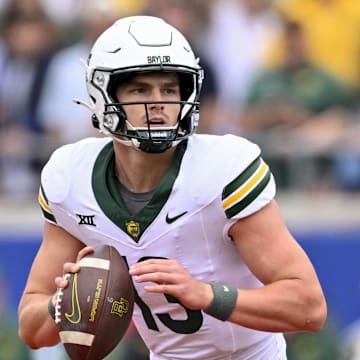 Baylor Bears quarterback Sawyer Robertson