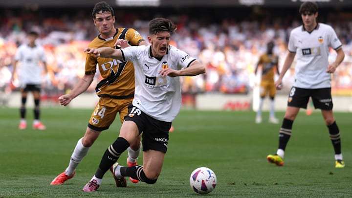 Valencia CF v Rayo Vallecano - LaLiga EA Sports