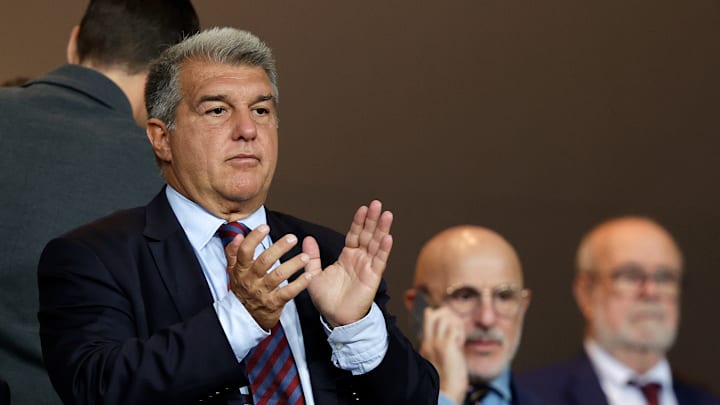 Joan Laporta didakwa terlibat penyuapan dalam kasus wasit Enriquez Negreira yang mendapat pembayaran dari Barcelona.