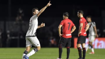 Lucas Piton fez o único gol do jogo em São Januário
