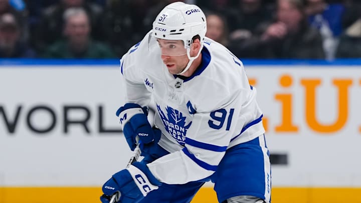 Toronto Maple Leafs v Vancouver Canucks