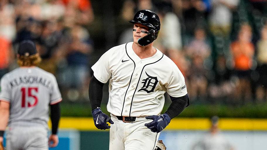 MLB