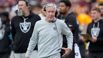 Las Vegas Raiders v Washington Commanders