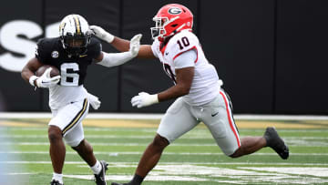 South Carolina football commitment Jayden McGowan