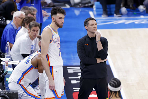 Oklahoma City Thunder forward Chet Holmgren (7) and head coach Mark Daigneault. 