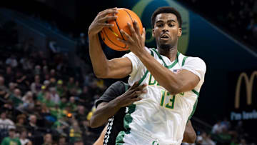 Ohio State transfer Sean Stewart led the Ducks with 18 points and 7 rebounds on a day they looked like they wanted to be somewhere else.