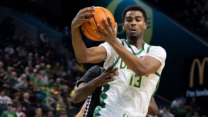 Ohio State transfer Sean Stewart led the Ducks with 18 points and 7 rebounds on a day they looked like they wanted to be somewhere else.