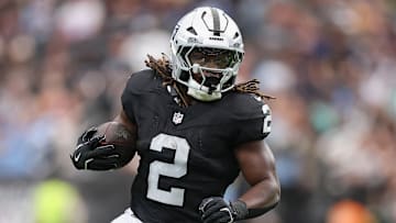 Tennessee Titans v Las Vegas Raiders - NFL 2025