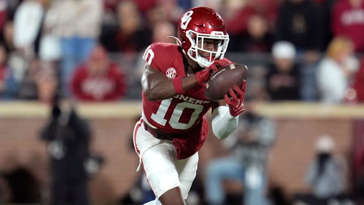 Oklahoma Sooners linebacker Kip Lewis Oklahoma Sooners linebacker Kip Lewis