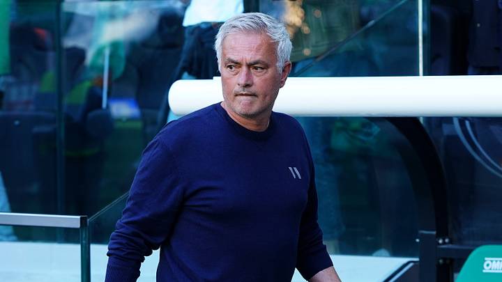 José Mourinho serait l’une des pistes les plus sérieuses pour le poste d’entraîneur du Real Madrid la saison prochaine. José Mourinho serait l’une des pistes les plus sérieuses pour le poste d’entraîneur du Real Madrid la saison prochaine.