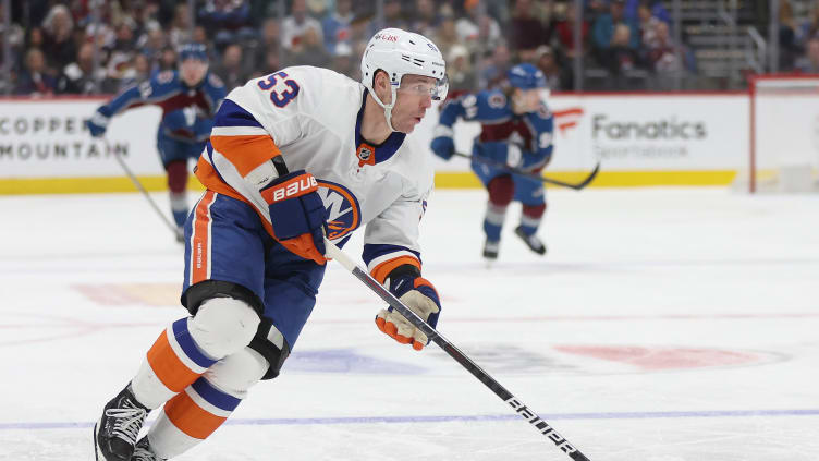 New York Islanders v Colorado Avalanche