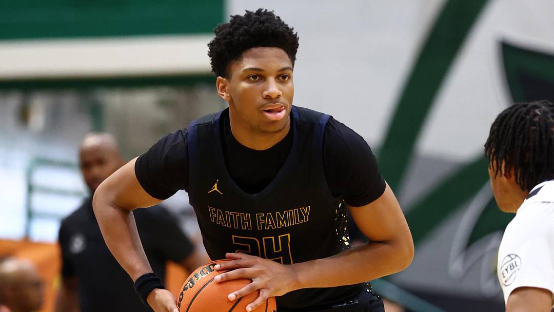 Jan 2, 2026; Mesa, AZ, USA; Oak Cliff Faith Family Academy (TX) guard Josiah Rose (24) against CIA Bella Vista (AZ) during the HoopHall West Tournament at Skyline High School. Mandatory Credit: Mark J. Rebilas-Imagn Images Jan 2, 2026; Mesa, AZ, USA; Oak Cliff Faith Family Academy (TX) guard Josiah Rose (24) against CIA Bella Vista (AZ) during the HoopHall West Tournament at Skyline High School. Mandatory Credit: Mark J. Rebilas-Imagn Images