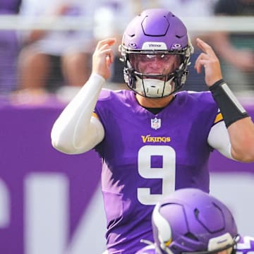 Minnesota Vikings quarterback J.J. McCarthy (9) under center against the Las Vegas Raiders in the third quarter at U.S. Bank Stadium in Minneapolis on Aug. 10, 2024.