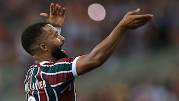 Samuel Xavier decidiu a vitória tricolor no Maracanã