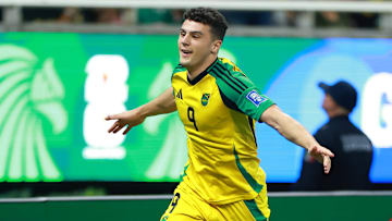 Bailey-Tye Cadamarteri, buteur avec la Jamaïque contre la Nouvelle-Calédonie