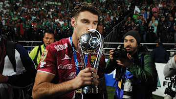El jugador Mauro Boselli.